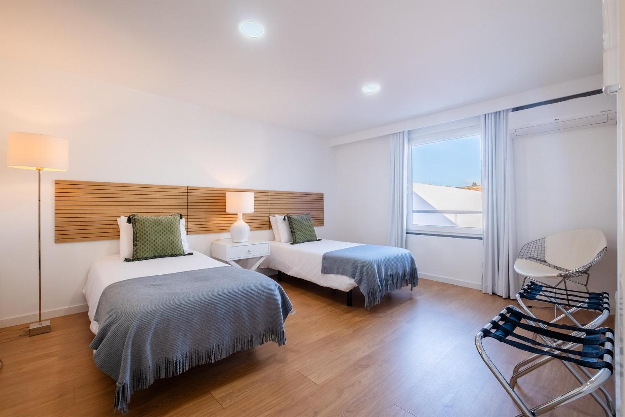 Апартаменты Ponta Delgada Flats - Host & Chill Экстерьер фото
